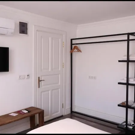 Hotel House Of Good Things Zeytin çıkmazı 3*