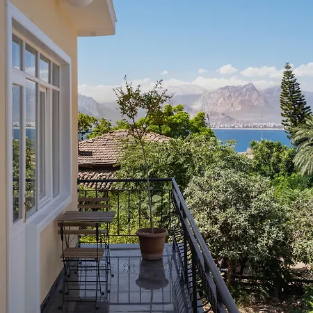 House Of Good Things Zeytin çıkmazı 3*